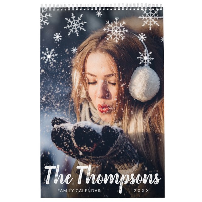Calendário Foto da Família Snowflakes de Script Modern (Capa)