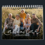 Calendário Foto Personalizada Da Família 2023<br><div class="desc">Aproveite suas fotos favoritas ao longo do ano com um calendário personalizado usando suas próprias fotos,  basta carregar uma foto por mês. Excelente para guardar memória de fotos para você,  seus pais e avós. ESCOLHA O TAMANHO - pequeno,  médio ou grande.</div>