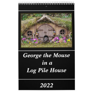Calendário George the mouse in a log pile House calendar
