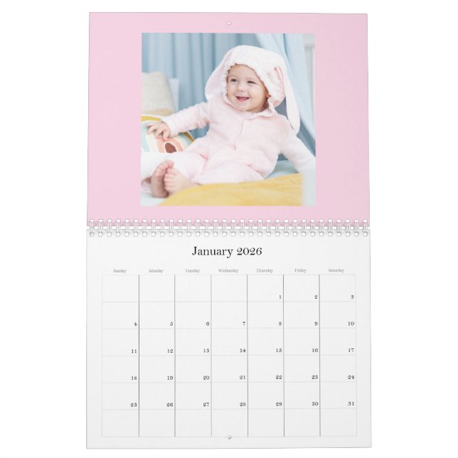 Calendário Modern Pink Baby Girl Family Photo Calendar 2026 (Jan 2026)