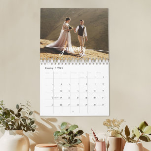 Calendário Script Chic de Foto de Casamento Personalizado 202