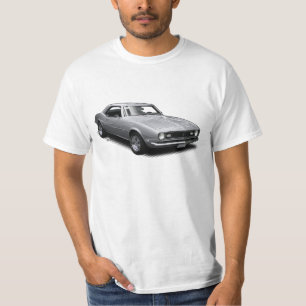 Camaro de prata no t-shirt branco
