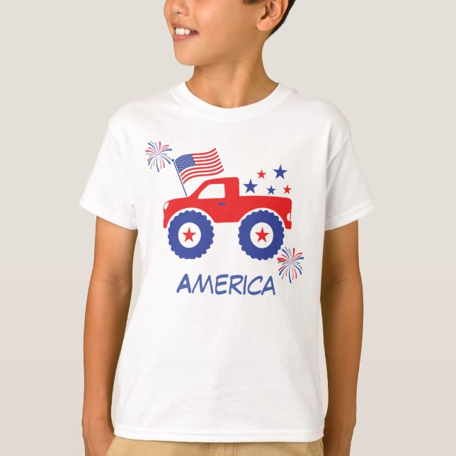 Caminhão monstro com bandeira americana T-Shirt (Frente)