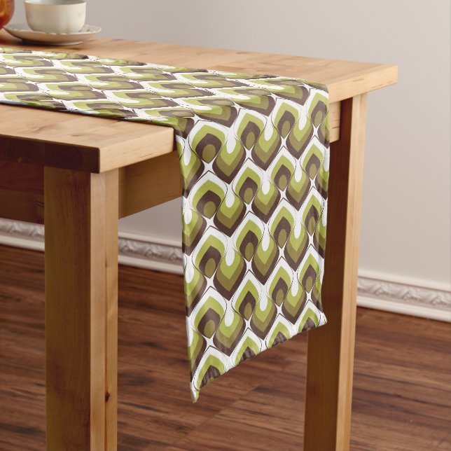 Caminho De Mesa Grande 70s Bold Modern Retro Ogee Motif in Greens (No Local)