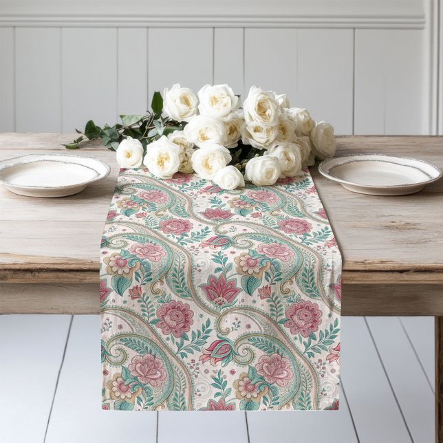 Caminho De Mesa Grande Elegância do eterno: Ênfase da Mesa Floral Vitoria (Timeless Elegance: Victorian Floral Table Accent Long Table Runner)