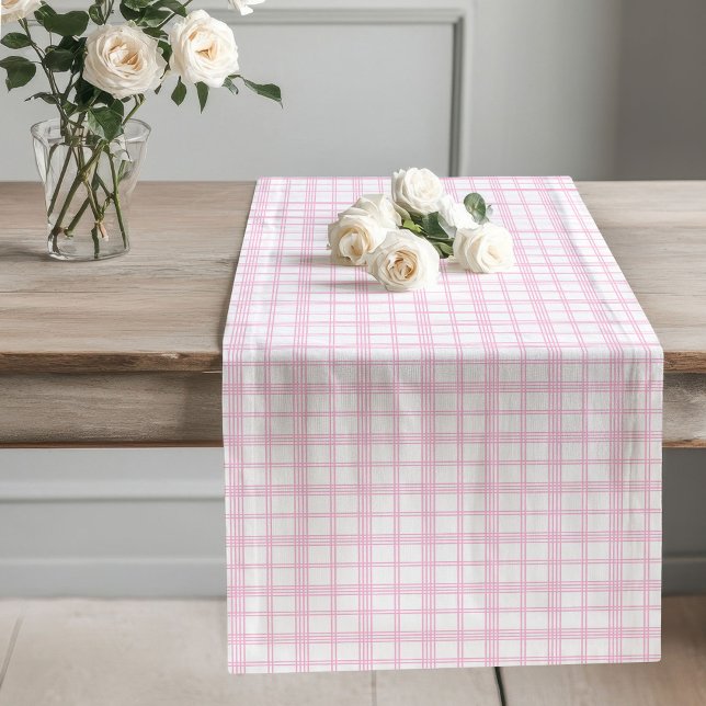 Caminho De Mesa Grande Estilo de Verificação Clássico do Executante de Me (Soft Pink Plaid Table Runner Classic Check Style)