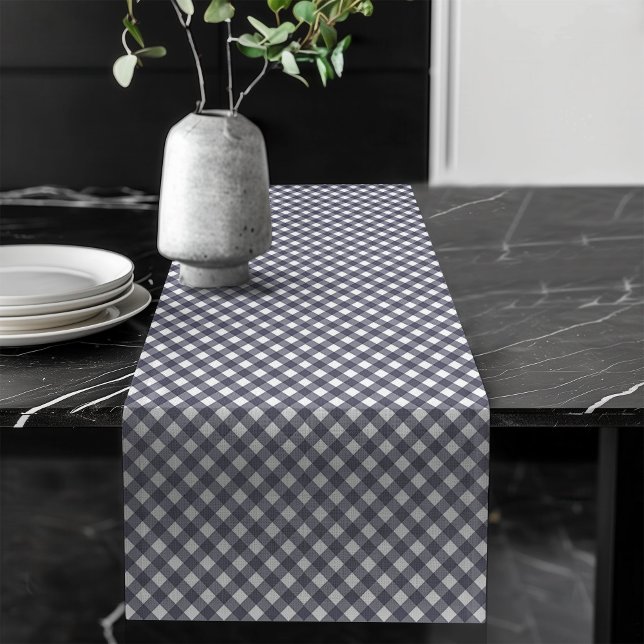 Caminho De Mesa Grande Executador de Mesas com Verificação Clássica em Ma (Classic Checkered Table Runner in Navy and Blue)