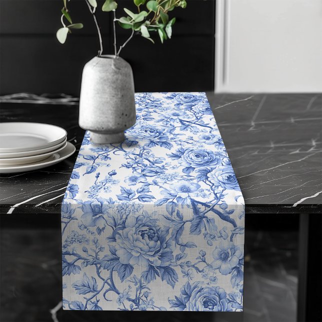 Caminho De Mesa Grande Grandmillennial Blue Toile Roses Floral Table Runn (Grandmillennial Blue Toile Roses Floral Table Runner)