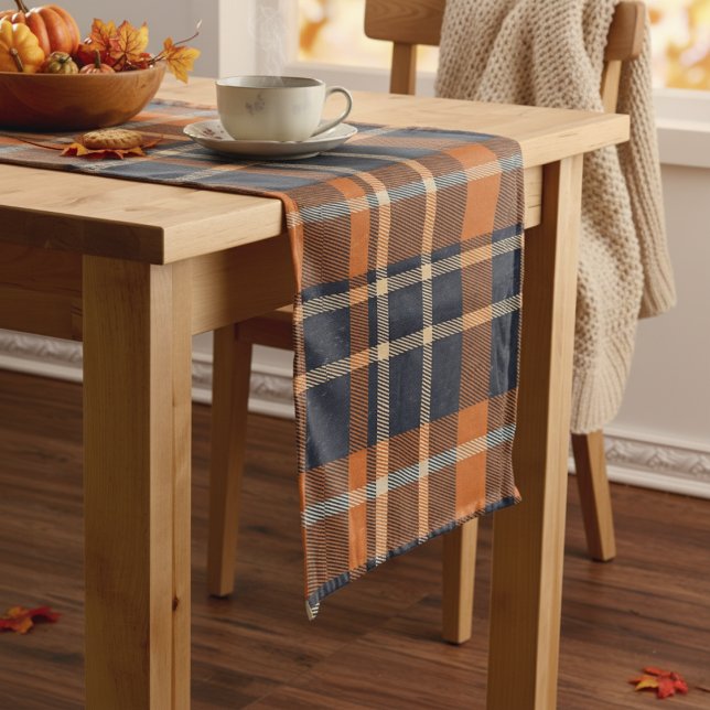Caminho De Mesa Grande Outono Laranja e Xadrez Azul Verificada (Autumn Orange and Blue Checked Plaid Long Table Runner)