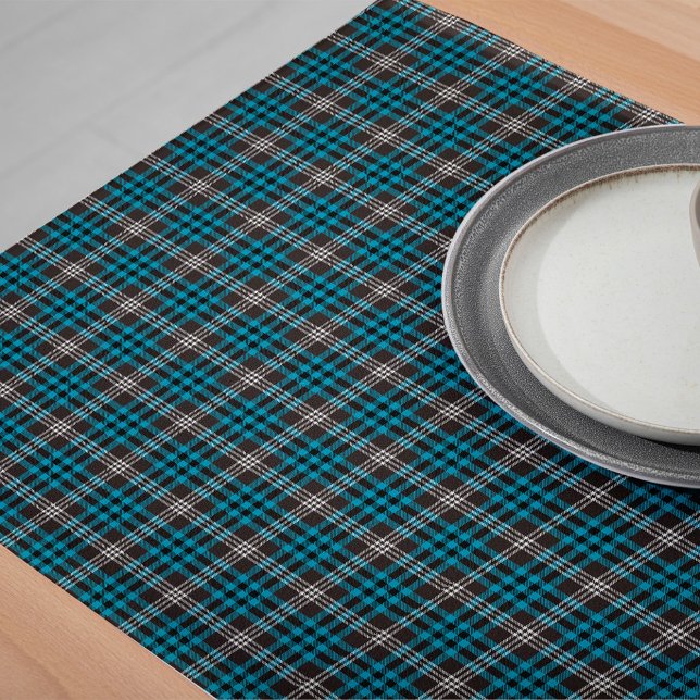 Caminho De Mesa Grande Tartan Cinza Azul Quente - Presente para Reuniões  (Warm Blue Gray Tartan– Gift for Family Gatherings Long Table Runner)