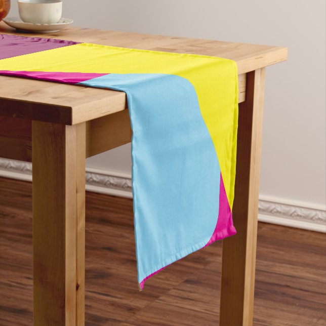 Caminho De Mesa Grande Um Design Geométrico com Estilo Retro (No Local)