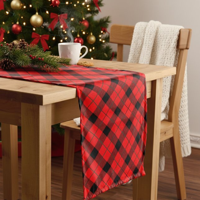 Caminho De Mesa Grande Xadrez de Natal Vermelho e Verde (Diagonal Red Black & Green Christmas Plaid Long Table Runner)