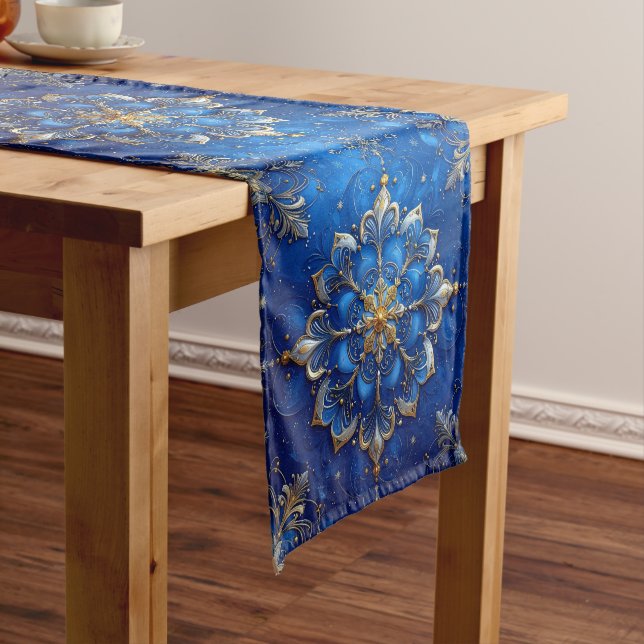 Caminho De Mesa Médio Blue Decorative Holiday Table Runner (No Local)
