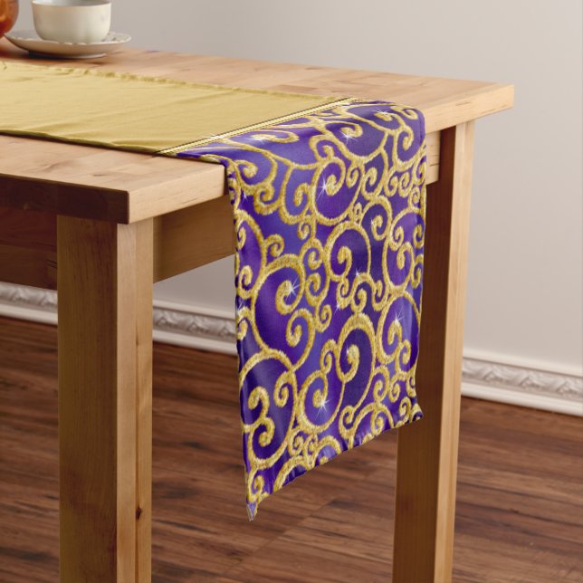 Caminho De Mesa Médio Executador de Mesa Dourado e roxo com Iniciais (No Local)