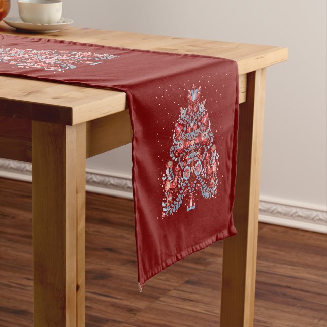 Caminho De Mesa Médio Ilustração da árvore de Natal (No Local)