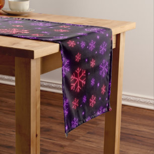 Caminho De Mesa Médio Neon Snowflakes