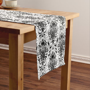 Caminho De Mesa Médio Padrão de damasco ornamental vintage branco e pret