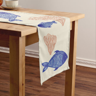 Caminho De Mesa Médio Passeio de mesa de peixes e corais costeiros