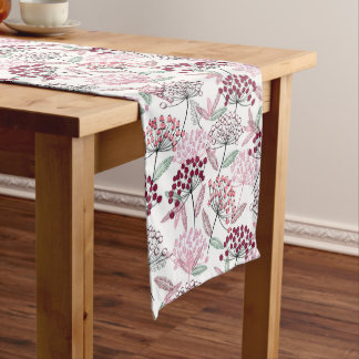 Caminho De Mesa Médio Teste padrão de flor tirado mão