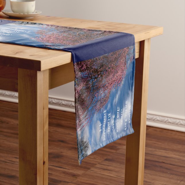 Caminho De Mesa Pequeno April Sky com Philippians 4:4 (No Local)