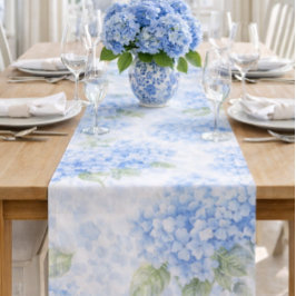 Caminho De Mesa Pequeno Blue Hydrangea Watercolor Coastal Table Runner