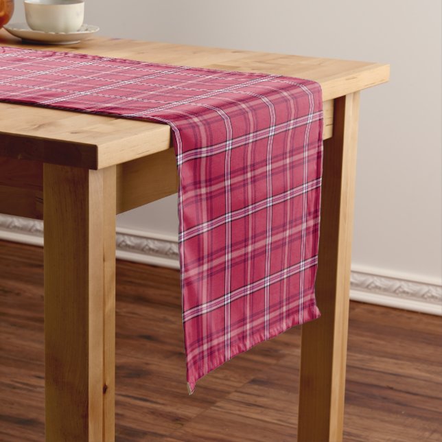 Caminho De Mesa Pequeno Brick Red and Soft Peach Plaid (No Local)