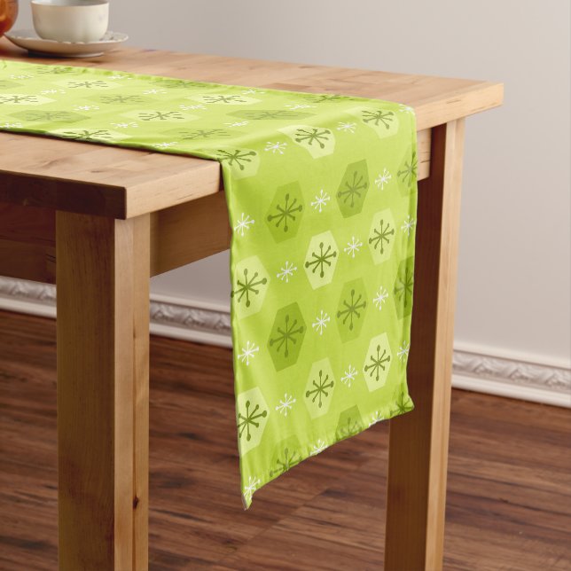 Caminho De Mesa Pequeno Chartreuse com flocos de neve de Natal retrô (No Local)