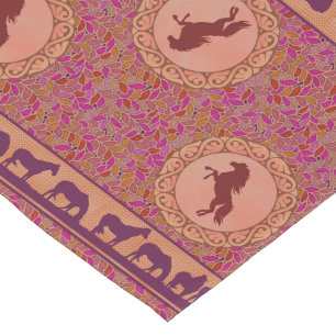 Caminho De Mesa Pequeno Corredor roxo da mesa dos cavalos