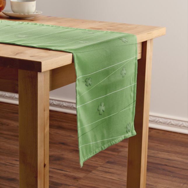 Caminho De Mesa Pequeno Design de Clover irlandês (No Local)