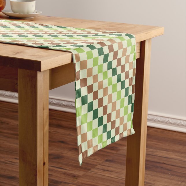 Caminho De Mesa Pequeno Earthy rainbow diagonal checkerboard pattern (No Local)