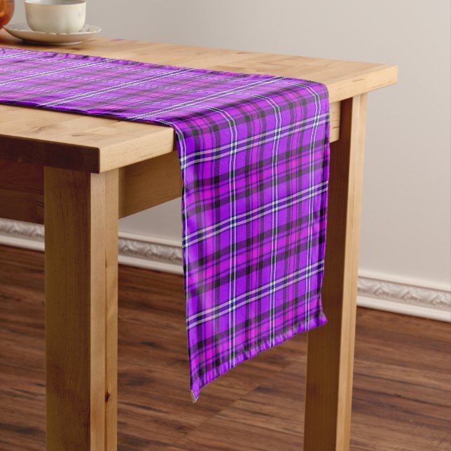 Caminho De Mesa Pequeno Electric Violet and Fuchsia Plaid Purple Pink (No Local)