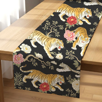 Caminho De Mesa Pequeno Elegant Black Chinoiserie Tiger and Peony Pattern