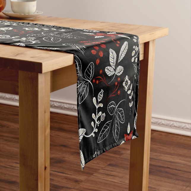 Caminho De Mesa Pequeno Elegant botanical pattern (No Local)