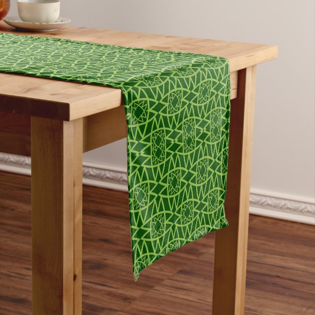 Caminho De Mesa Pequeno  Elegant Green Geometric Patterns (No Local)