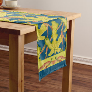 Caminho De Mesa Pequeno Fig Folhas em um Runner de Mesa