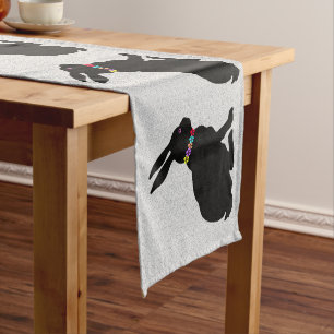 Caminho De Mesa Pequeno Fileira Sentada Coelhos de Silhueta Preta Flores C