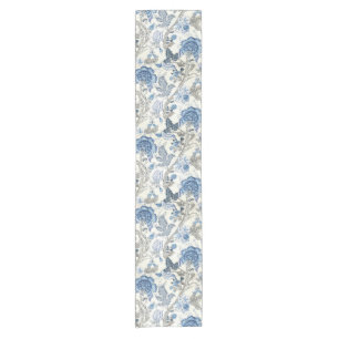 Caminho De Mesa Pequeno Floral azul Glittery no branco do inverno