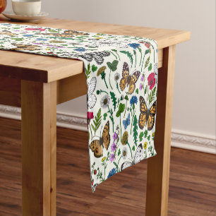Caminho De Mesa Pequeno Flores e borboletas selvagens em branco