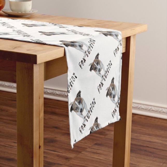 Caminho De Mesa Pequeno Fox Terrier E Fox Terrier Logo, (No Local)