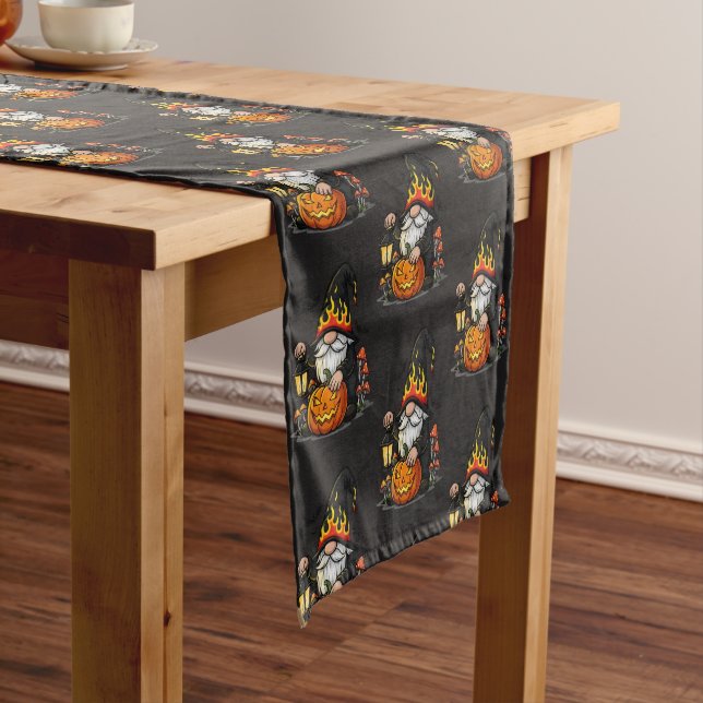Caminho De Mesa Pequeno Halloween Gnome Table Runner (No Local)