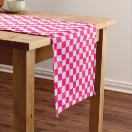 Caminho De Mesa Pequeno Hot pink and tan checkerboard pattern