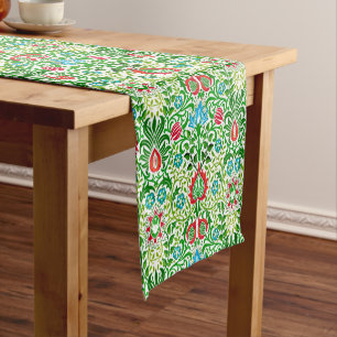 Caminho De Mesa Pequeno Jacobean Floral Damask, Green and Coral Red