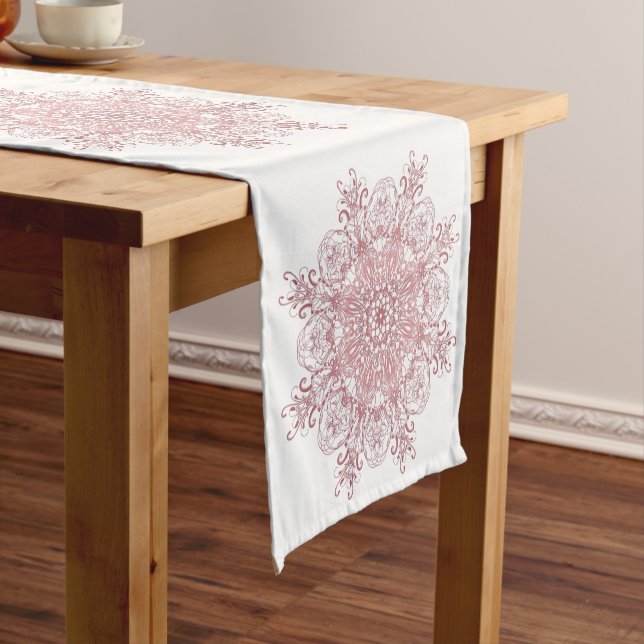 Caminho De Mesa Pequeno Mandala. floral étnico (No Local)