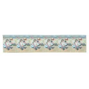 Caminho De Mesa Pequeno Mary Cassatt - Crianças Brincando na Praia