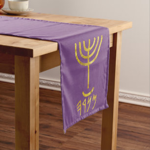 Caminho De Mesa Pequeno Mesa Corredor de Menorah Dourado em Roxo