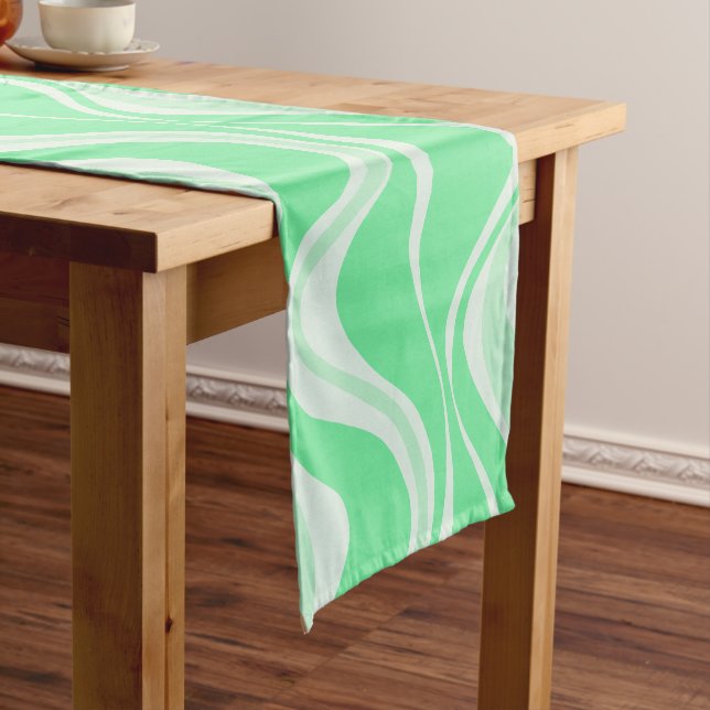 Caminho De Mesa Pequeno Mesa de ondas verdes (No Local)