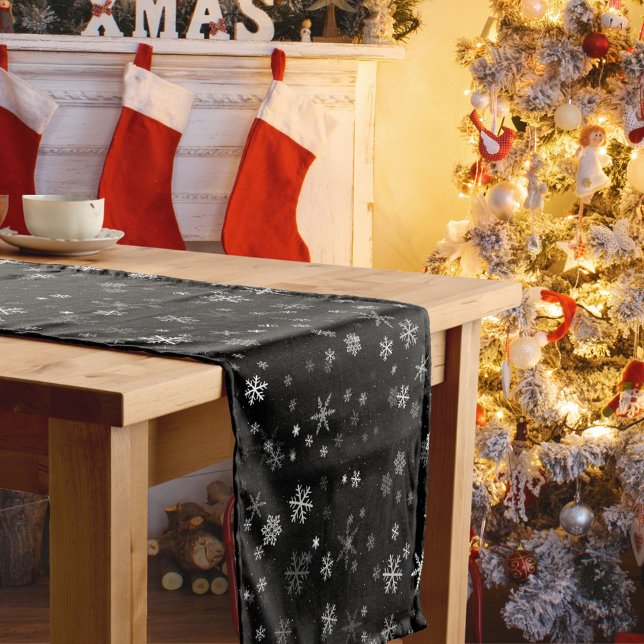 Caminho De Mesa Pequeno Padrão Preto e Branco do Floco de Neve (Criador carregado)