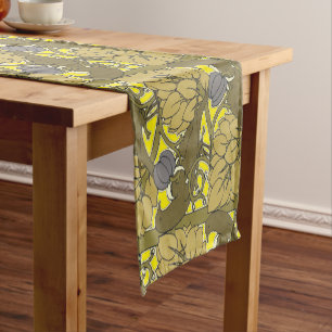 Caminho De Mesa Pequeno Pássaros em padrão de árvore de Fruta por Voysey