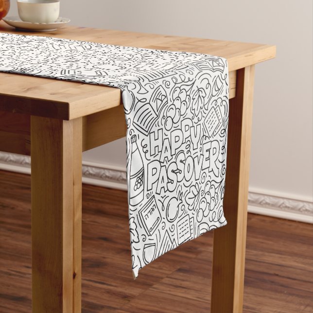 Caminho De Mesa Pequeno Passover Black and White Table Runner (No Local)