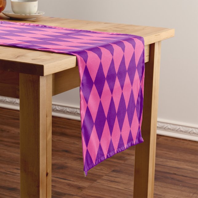 Caminho De Mesa Pequeno Pink and Purple Harlequin Checkered Design  (Criador carregado)
